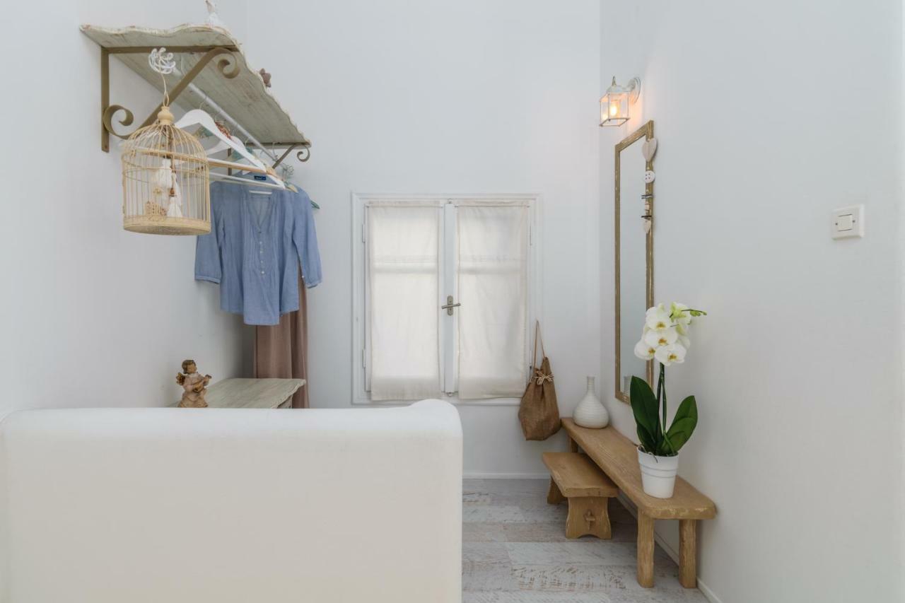 Heavenly Milos Suites Agia Kiriaki Beach  Eksteriør billede